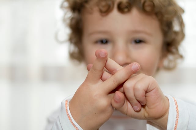 nonverbal child sign language